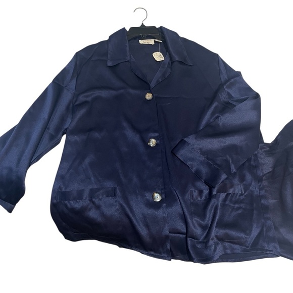 Victoria's Secret Navy Satin Pajama Set Long Sleeve & Long Pant Sz L NWT - Picture 10 of 10
